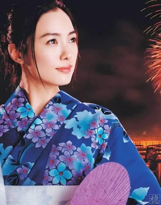 国产亚洲欧美日韩综合综合二区